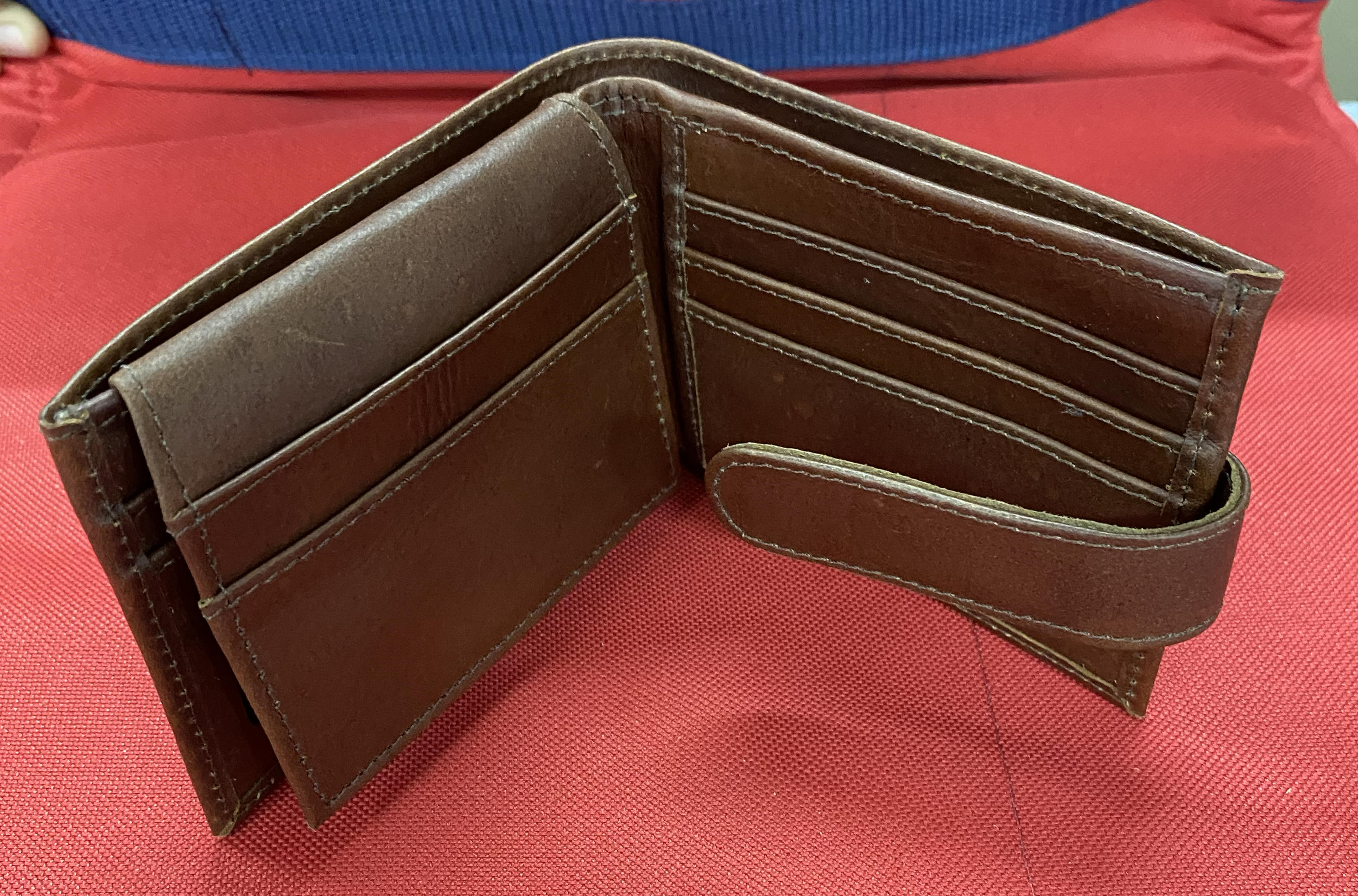 Billetera de cuero