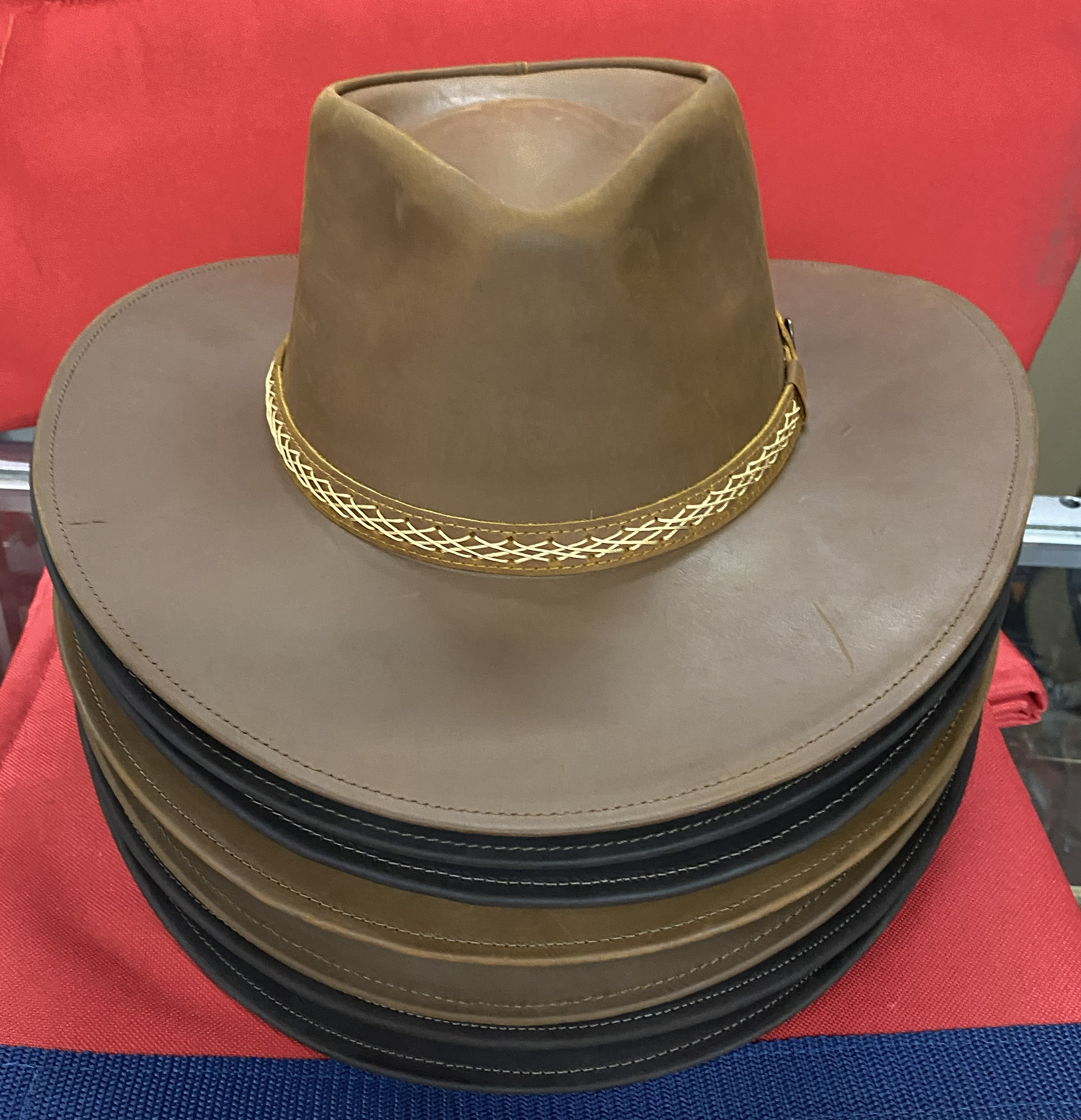 Sombrero de Cuero Austral
